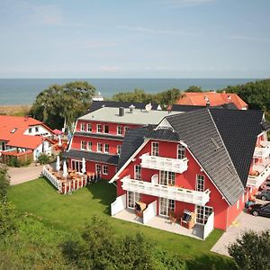 Strandhotel Deichgraf Graal-Mueritz